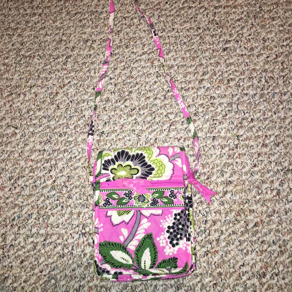 {{{VERA BRADLEY}}} CROSSBODY SATCHEL
